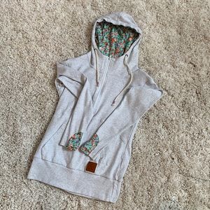 Ampersand Avenue Half Zip Gray with Floral Accebts Sweatshirt